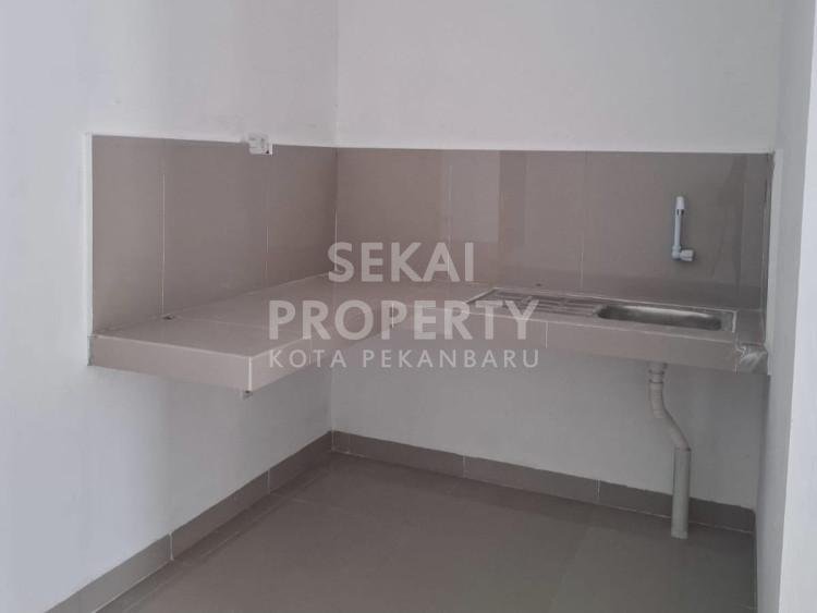 Lihat semua foto