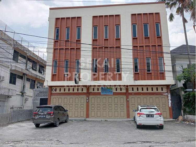 DIJUAL RUKO GANDENG 3 UNIT  3 LANTAI DI JALAN DAHLIA PEKANBARU
