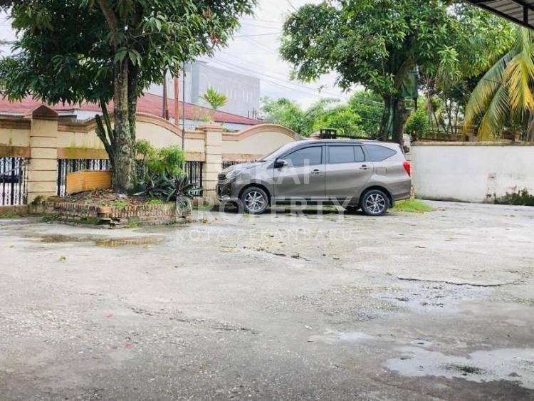 DI JUAL TANAH + RUMAH  JL SEMPURNA - PEKANBARU