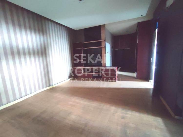 Dijual Rumah Mewah Murah, Di Tepi Jalan, Di Jl. Melati Indah - Pekanbaru