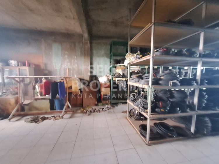 Lihat semua foto