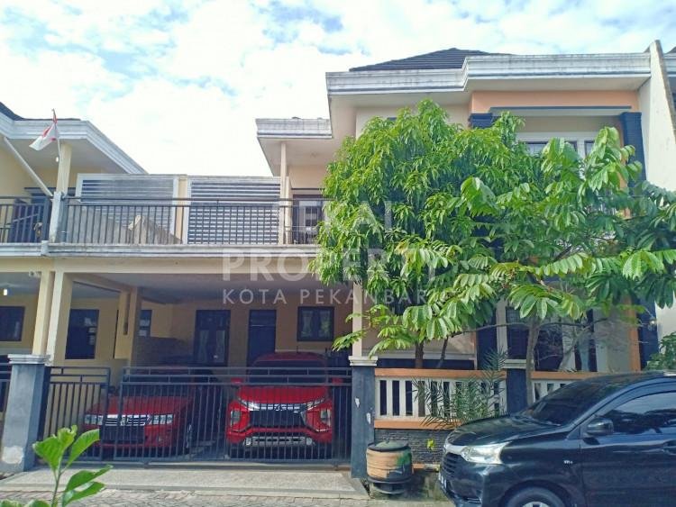 Dijual Rumah cantik, siap huni di Jl. Bakti / Arifin Ahmad - Pekanbaru