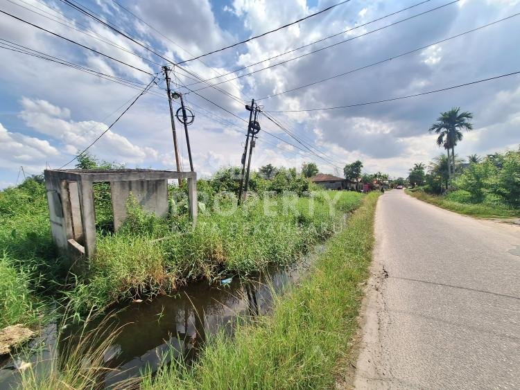 DIJUAL TANAH COCOK BANGUN PERUMAHAN LOKASI JL.TIRTONADI/RUMBAI-PEKANBARU