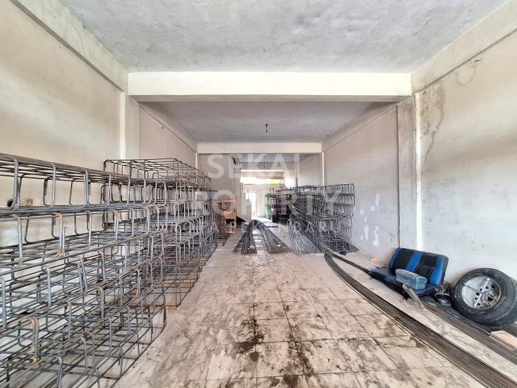 DISEWAKAN RUKO 3 LANTAI SIAP PAKAI LOKASI TEPI JALAN YOS SUDARSO-PEKANBARU