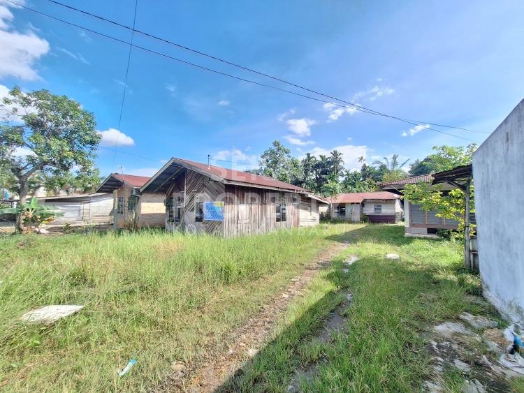 DIJUAL SEBIDANG TANAH LOKASI DEKAT JALAN TANJUNG DATUK - PEKANBARU