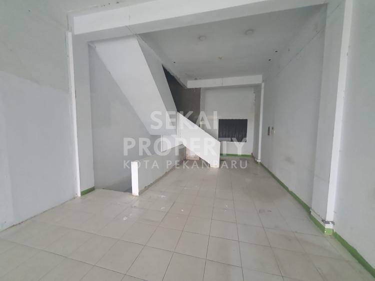 Disewa 2 Unit Ruko Gandeng di Jl. Pemuda