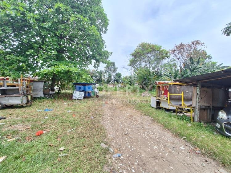 DIJUAL SEBIDANG TANAH KERAS LOKASI JALAN SUDIRMAN-PEKANBARU