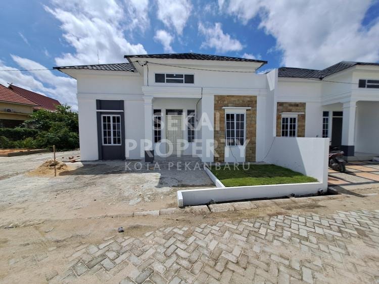DIJUAL RUMAH BARU DI PERUMAHAN DAERAH LABERSA-PEKANBARU