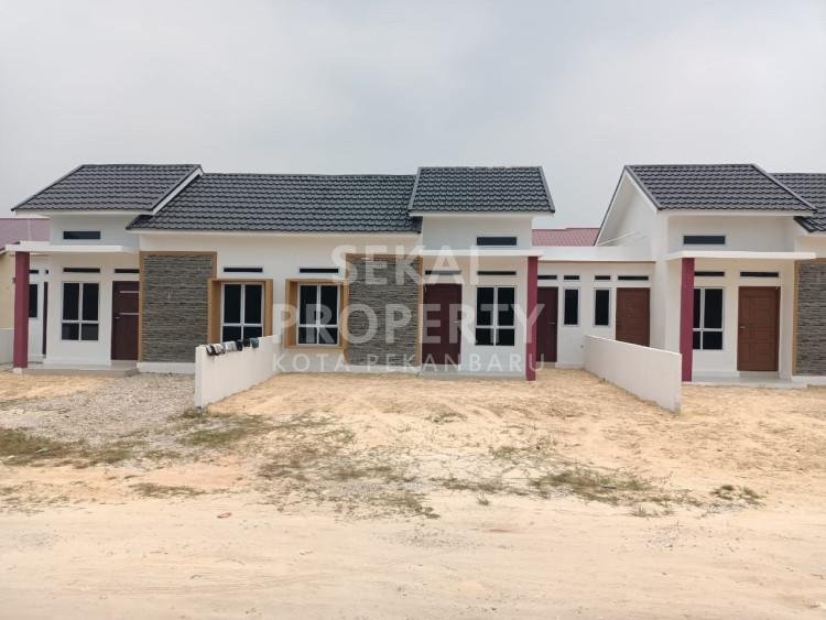 Dijual Rumah Baru Type 45/104 Semi Cluster Jln Palas Kec. Rumbai - Pekanbaru