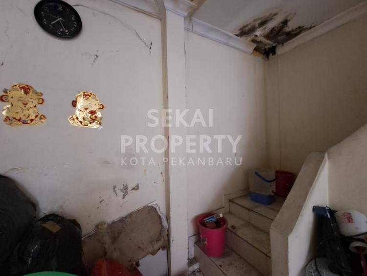 DIJUAL RUMAH DI JALAN KAMPAR PEKANBARU