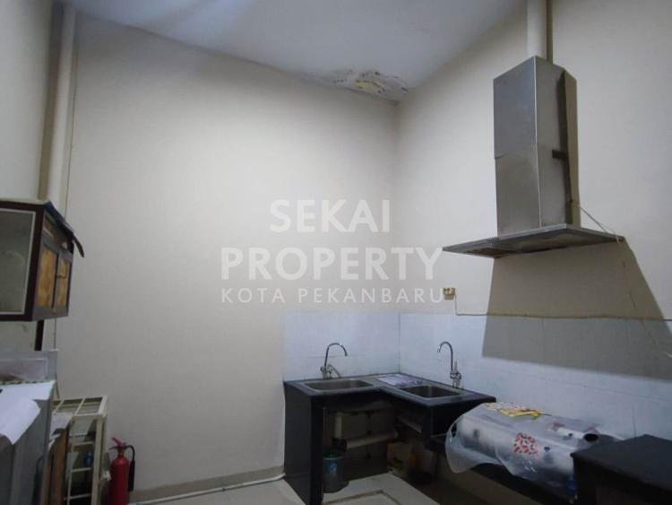Lihat semua foto