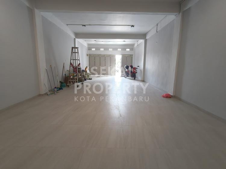 Lihat semua foto