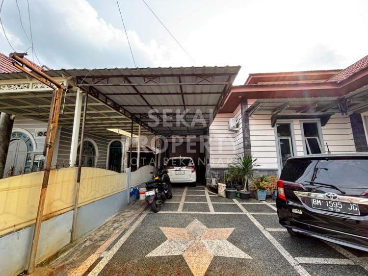 DIJUAL RUMAH SIAP HUNI JL .PENGAYOMAN