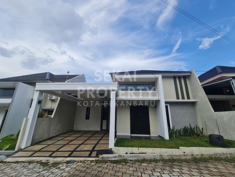 Dijual 1 unit rumah cluster siap huni Jalan Harapan Raya tengah kota Pekanbaru