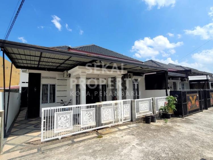 DIJUAL RUMAH CLUSTER SEMI FURNISH LOKASI JL.KARYA MANDIRI