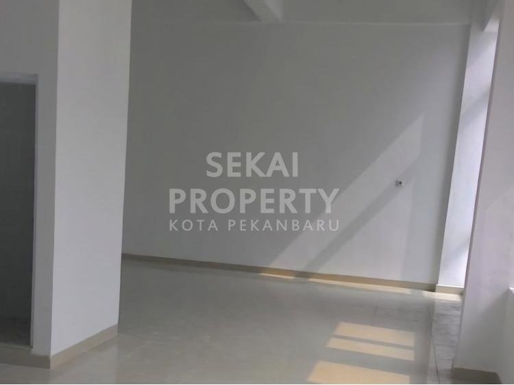 Lihat semua foto