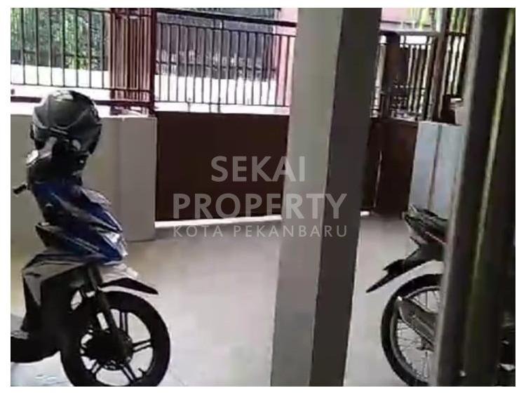 Lihat semua foto
