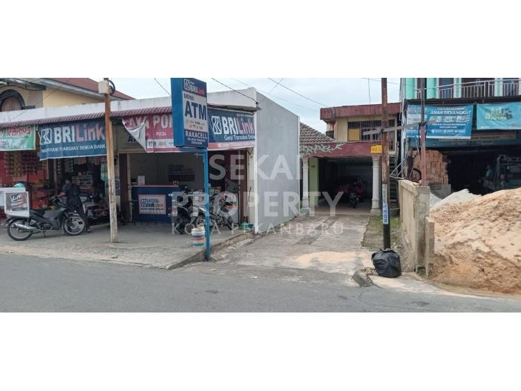 Di jual Rumah bulatan beserta ruko dan warung lokasi Jalan Kereta Api tengah kota Pekanbaru
