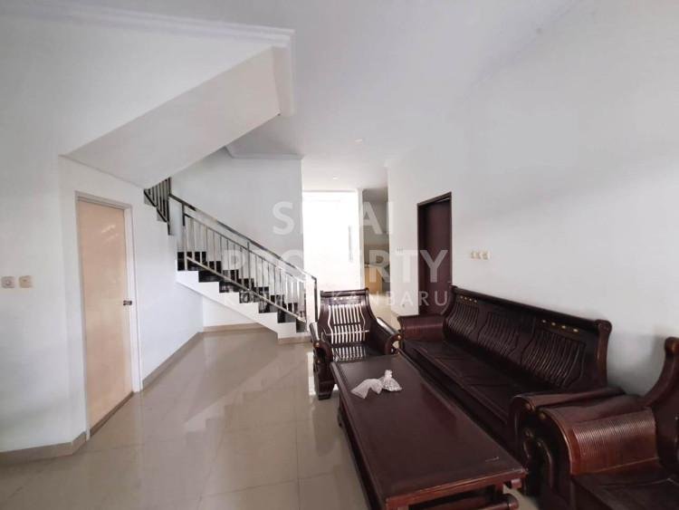 DIJUAL RUMAH CLUSTER MEWAH 2 LANTAI LOKASI TENGAH KOTA DEKAT JL. RIAU - PEKANBARU