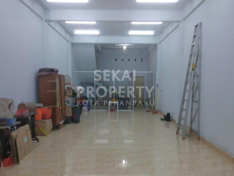 DIJUAL RUKO 3 LANTAI LOKASI JALAN PEMUDA - PEKANBARU