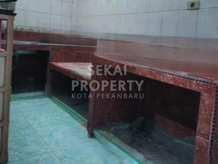 Lihat semua foto