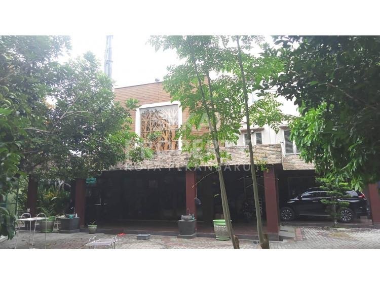 Dijual Rumah Cluster Mewah Furnished 2lt di Jl. Soekarno Hatta - Pekanbaru