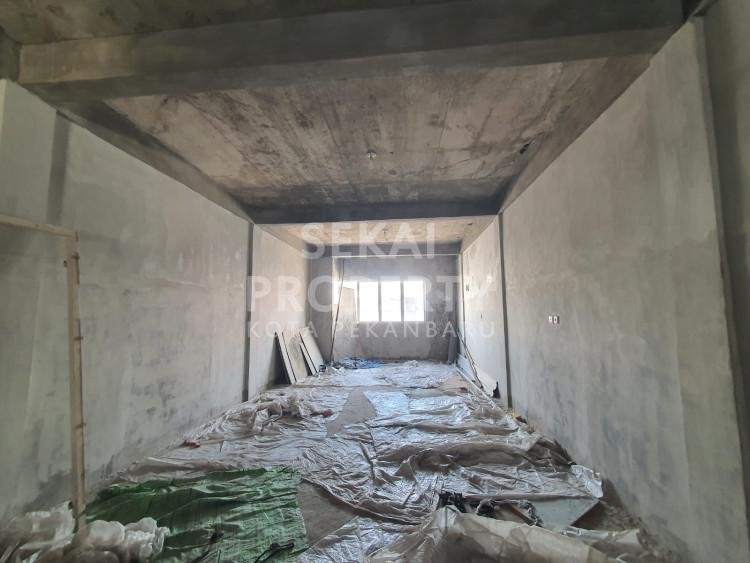 Dijual Ruko 2.5 Lantai di jl. Mutiara - Jl. Riau, Pekanbaru