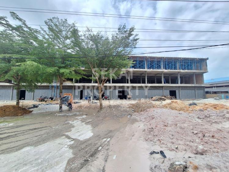 DIJUAL RUKO BARU 3 LANTAI TEPI JALAN SOEKARNO HATTA-PEKANBARU
