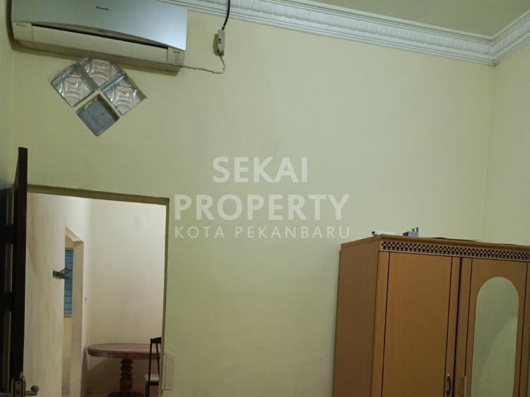 Lihat semua foto