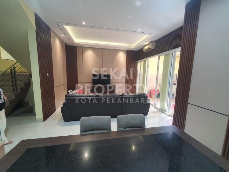 Disewa Rumah Cluster 2 Lantai  Furnished di Srikandi