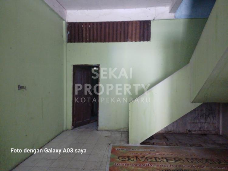 Lihat semua foto