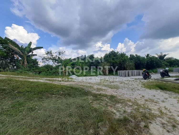 DIJUAL/DISEWAKAN SEBIDANG TANAH LOKASI TEPI JALAN YOS SUDARSO/RUMBAI-PEKANBARU