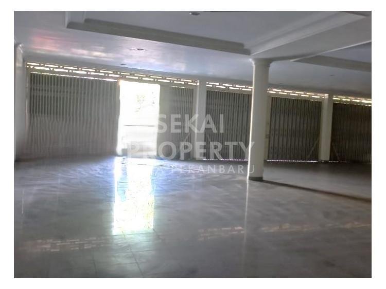 Dijual / Disewakan Gedung Gudang + Rumah di Cokroaminoto Denpasar - Bali