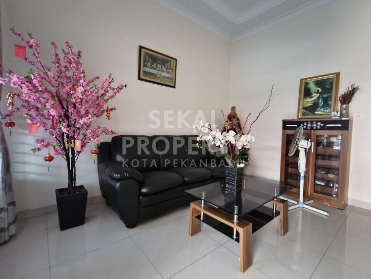 DIJUAL.RUMAH SIAP HUNI LOKASI TENGAH KOTA JALAN JATI PEKANBARU RIAU