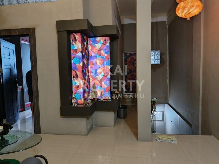 DIJUAL RUKO 2.5 LT TENGAH KOTA LOKASI DEKAT JALAN HAJI GURU SULAIMAN PEKANBARU RIAU