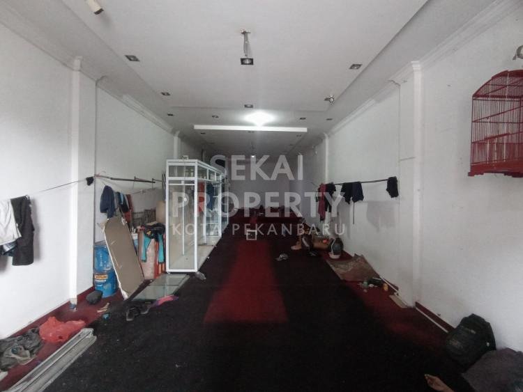 Dijual Murah Ruko Bisnis 2.5lt, Jalan Besar, Lokasi Sekitaran Tuanku Tambusai, Pekanbaru