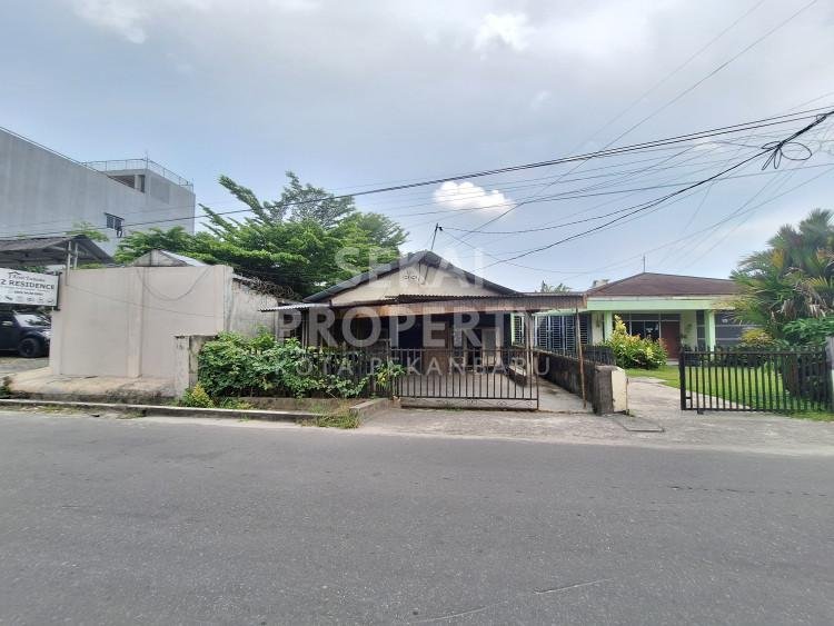 DIJUAL SEBIDANG TANAH KERAS DALAM KOTA DEKAT JL.AHMAD DAHLAN-PEKANBARU