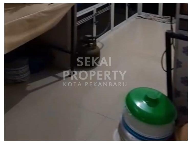 Lihat semua foto
