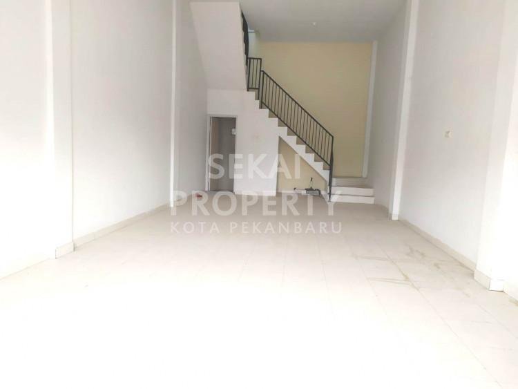Disewakan Ruko 3 Lantai di Jl. Ababil - Pekanbaru