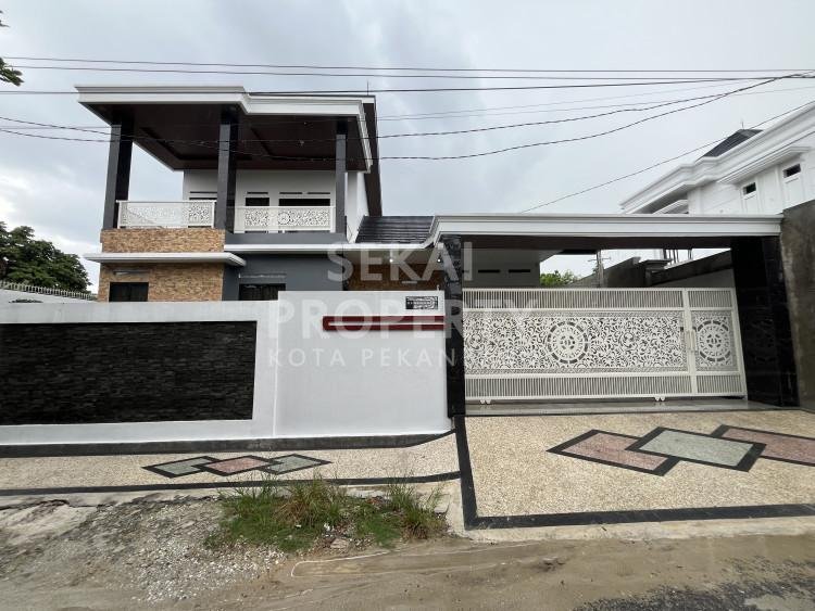 DiJual Rumah mewah sekitar Jl Lobak Pekanbaru