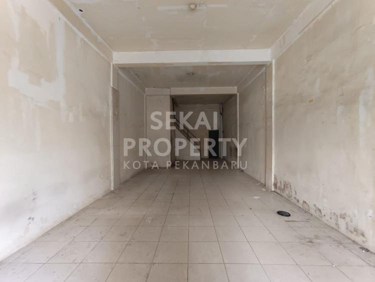 DI JUAL RUKO JL SOEBRANTAS / PANAM