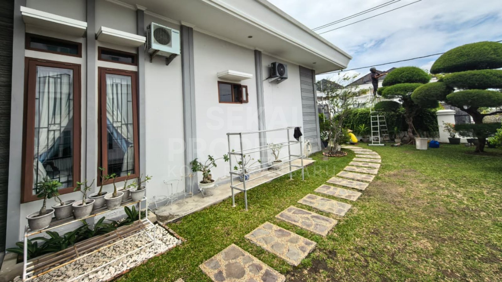 Dijual Rumah Bulatan Besar Di Jl. Air Dingin / Dekat Bandara Pekanbaru
