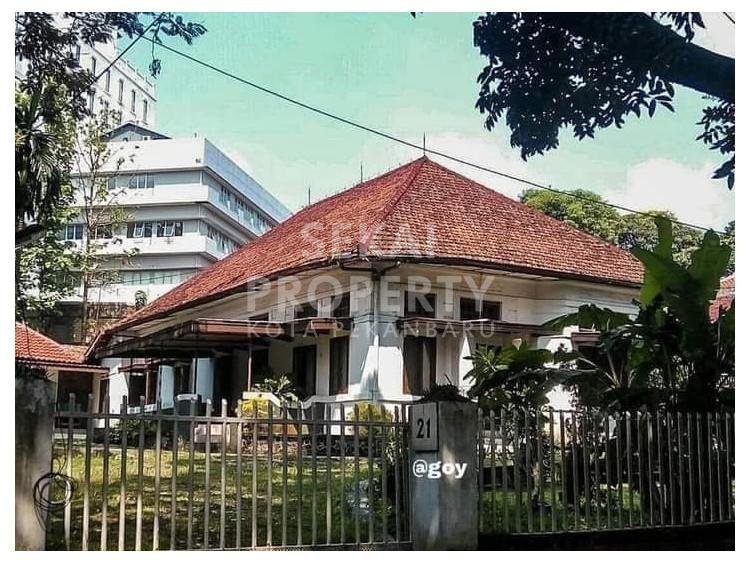 Dijual Rumah Bulatan + Tanah Super Luas Type 135/2248 M2 di  Bogor - Jawa Barat
