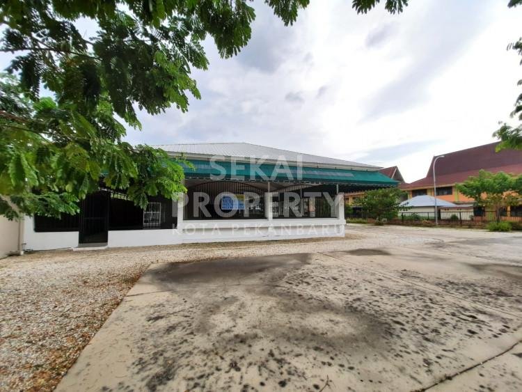 Dijual Tanah dan Bangunan siap pakai lokasi Jl. Kesehatan - Pekanbaru