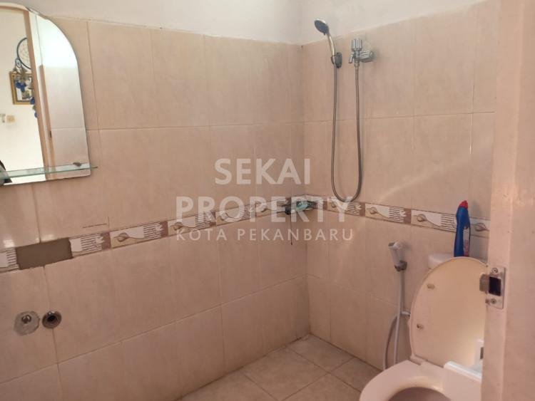 Lihat semua foto