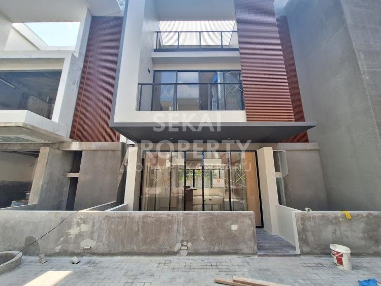 DIJUAL RUMAH BARU CLUSTER MEWAH 4LT DI JL.DURIAN-PEKANBARU