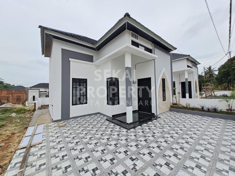 DIJUAL RUMAH CLUSTER BARU LOKASI DEKAT JL.SINGGALANG-PEKANBARU