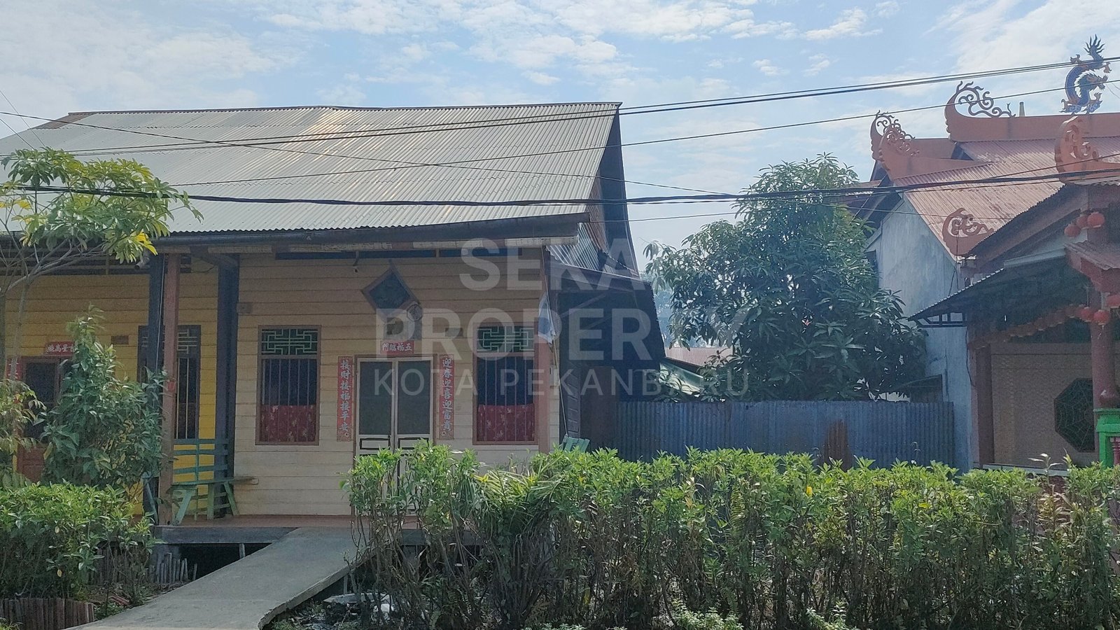 Dijual Rumah + Tanah Kosong Jalan Bintang