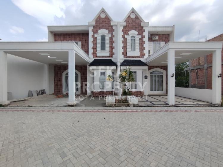 DIJUAL RUMAH CLUSTER MEWAH 2 LT POSISI HOOK JL. SOEKARNO HATTA PEKANBARU