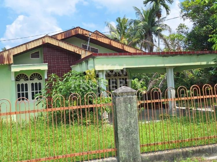 DIJUAL SEBIDANG TANAH BONUS BANGUNAN LAMA DI JL.DESA HARAPAN-DURI